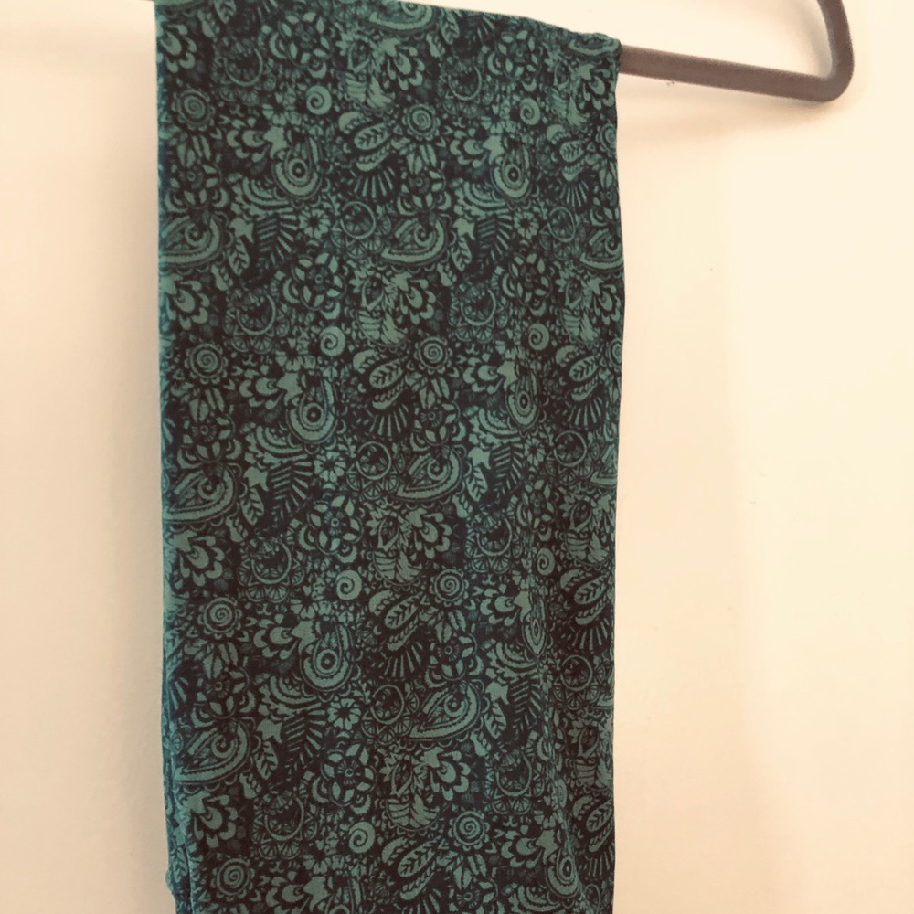 NWOT!  LuLaRoe ‘TC ( Tall and Curvy )’ Leggings